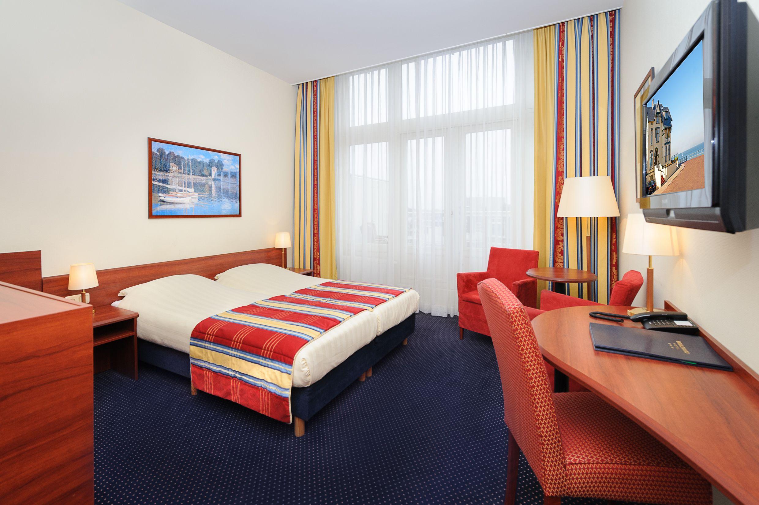 Boulevard Scheveningen Hotel 3*