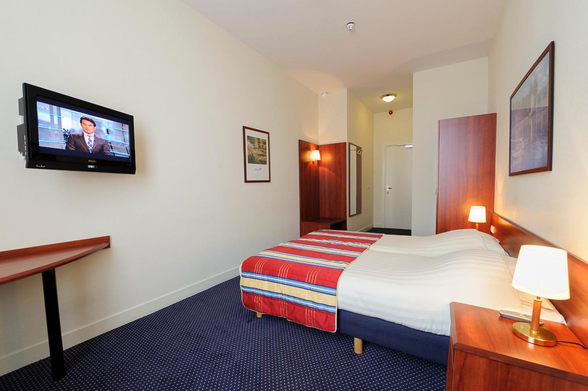 Hotel Boulevard Scheveningen 3*